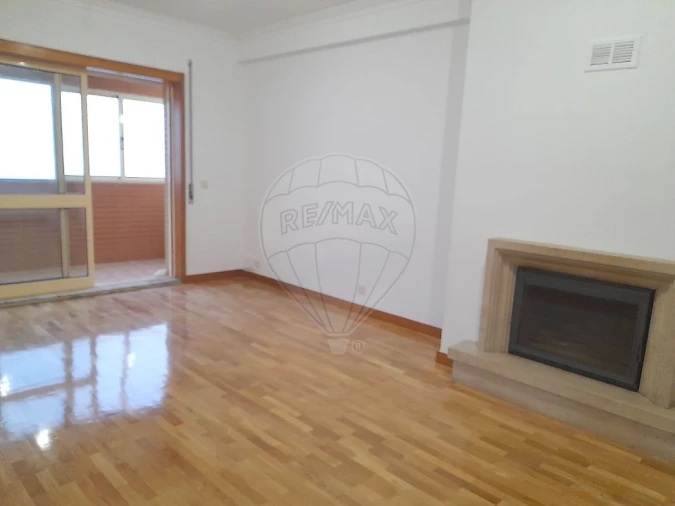 Apartamento T3 para Arrendamento em Canidelo Foto 12