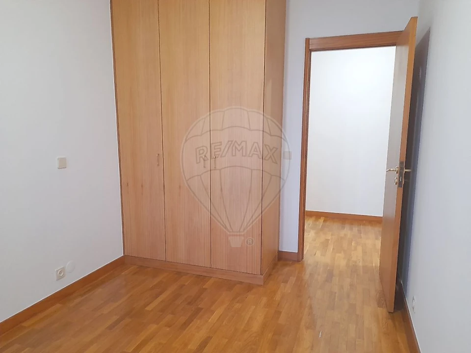 Apartamento T3 para Arrendamento em Canidelo Foto 27