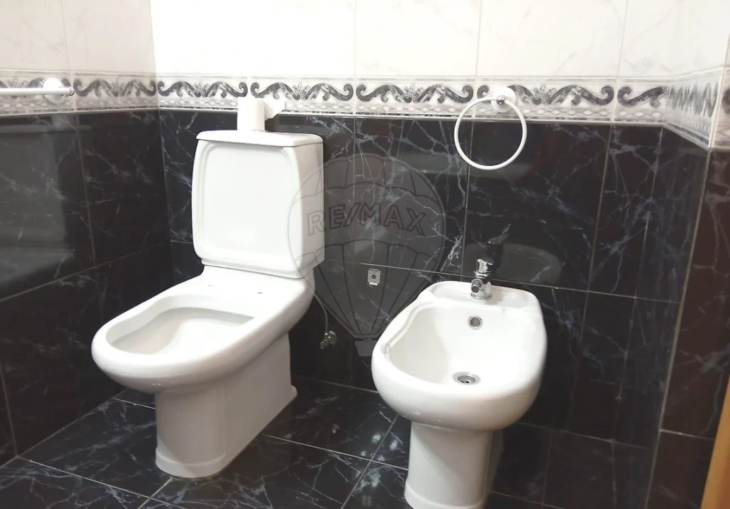 Apartamento T3 para Arrendamento em Canidelo Foto 32