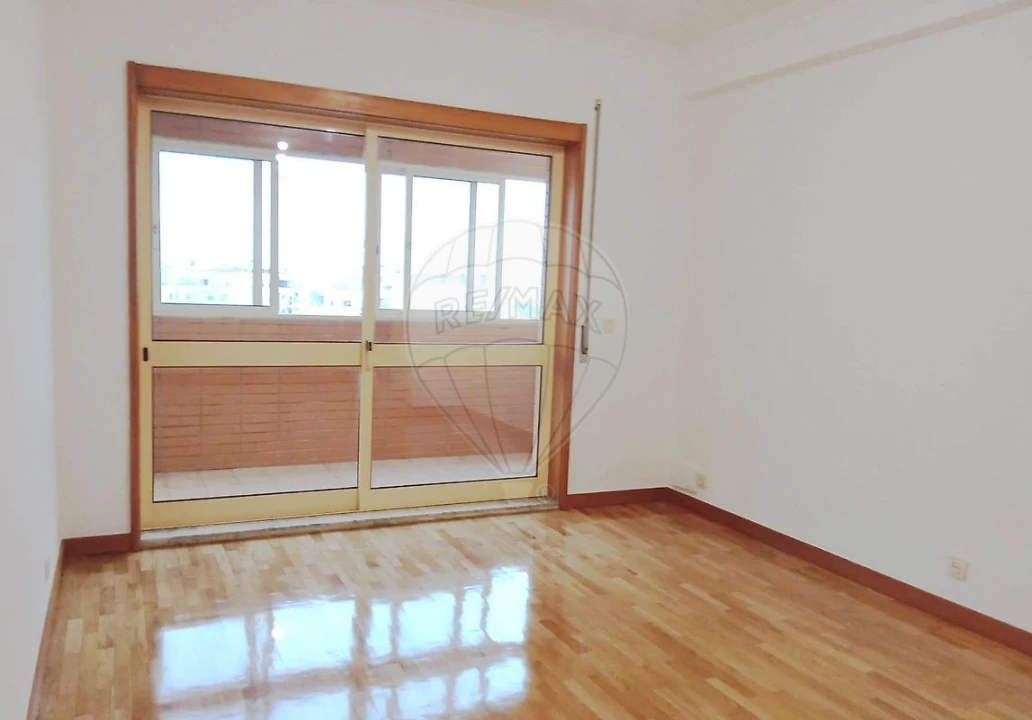Apartamento T3 para Arrendamento em Canidelo Foto 11