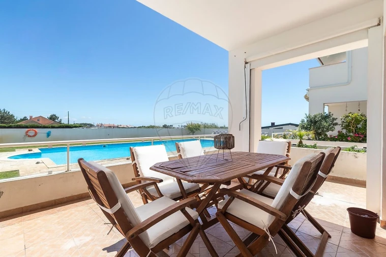 Apartamento T2 para Venda em A dos Cunhados e Maceira Foto 11