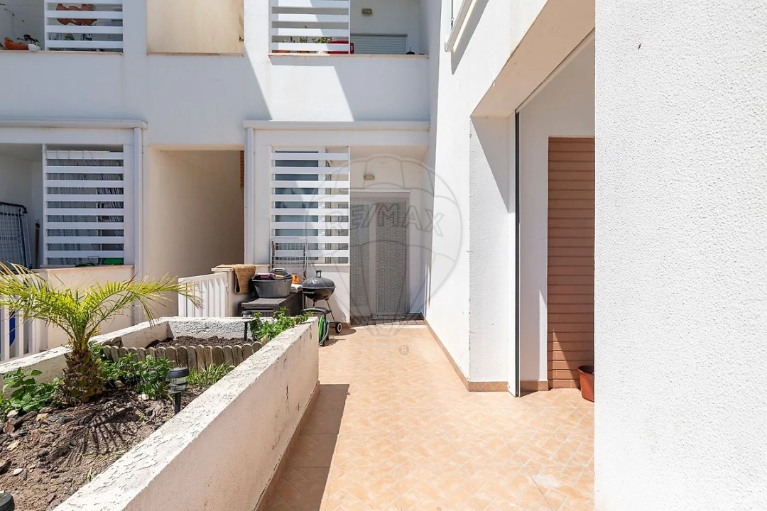Apartamento T2 para Venda em A dos Cunhados e Maceira Foto 14