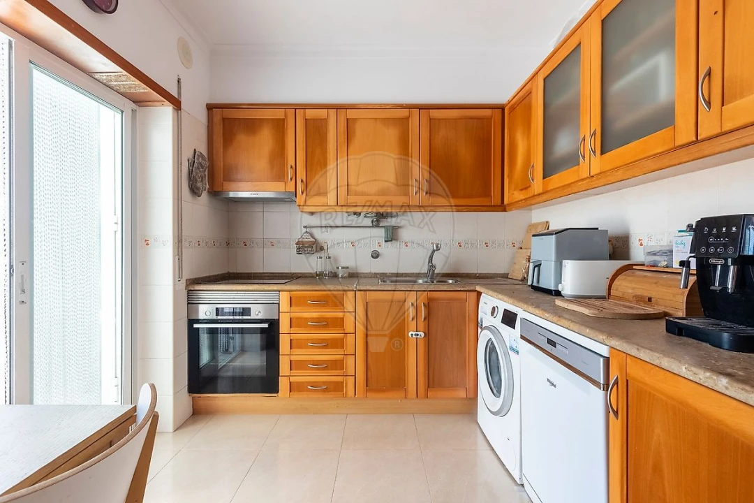 Apartamento T2 para Venda em A dos Cunhados e Maceira Foto 15