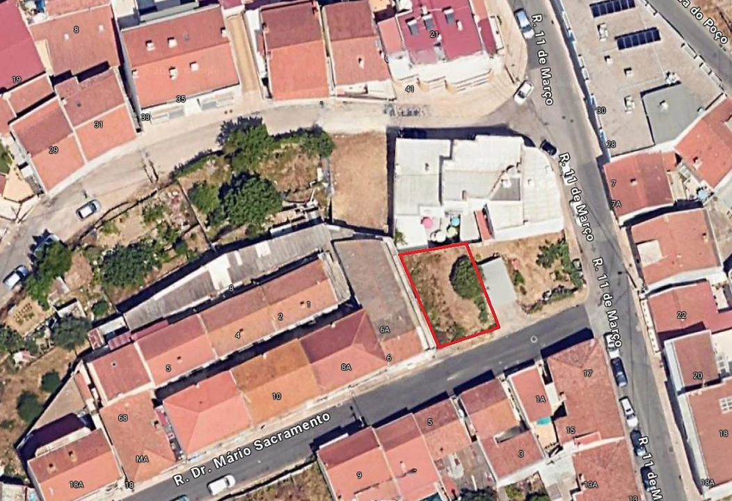 Terreno para Venda em Santa Iria de Azoia, São João da Talha e Bobadela Foto 1