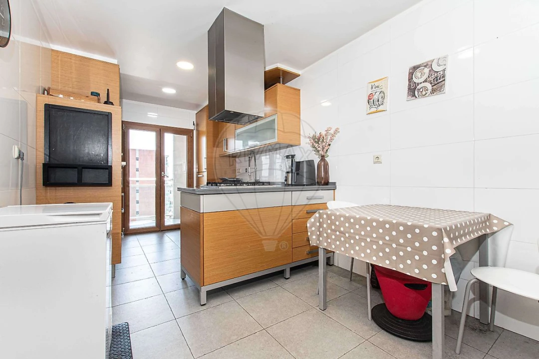 Apartamento T3 para Venda em Alverca do Ribatejo e Sobralinho Foto 14