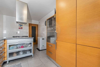 Apartamento T3 para Venda em Alverca do Ribatejo e Sobralinho