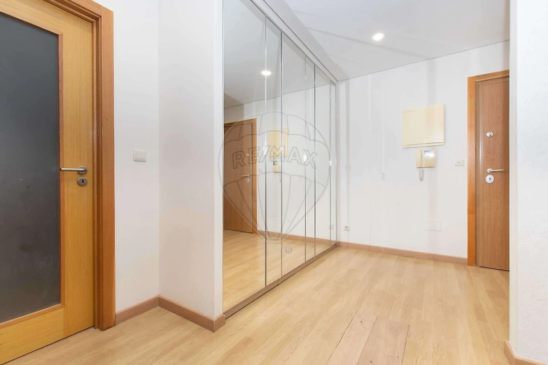 Apartamento T3 para Venda em Alverca do Ribatejo e Sobralinho Foto 17