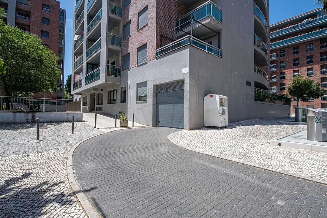 Apartamento T3 para Venda em Alverca do Ribatejo e Sobralinho Foto 4