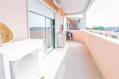 Apartamento T2 para Arrendamento em Póvoa de Santa Iria e Forte da Casa