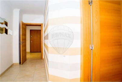 Apartamento T2 para Arrendamento em Póvoa de Santa Iria e Forte da Casa
