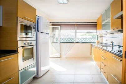 Apartamento T2 para Arrendamento em Póvoa de Santa Iria e Forte da Casa