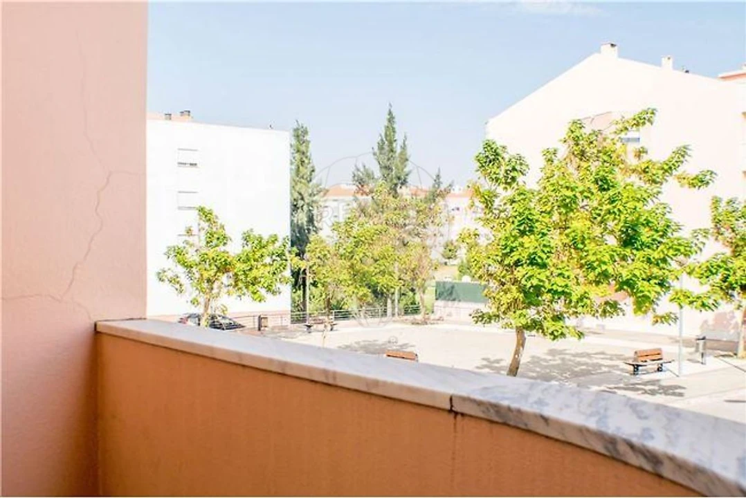 Apartamento T2 para Arrendamento em Póvoa de Santa Iria e Forte da Casa Foto 2