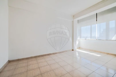 Apartamento T3 para Venda em Alverca do Ribatejo e Sobralinho