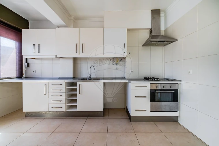 Apartamento T3 para Venda em Alverca do Ribatejo e Sobralinho Foto 7
