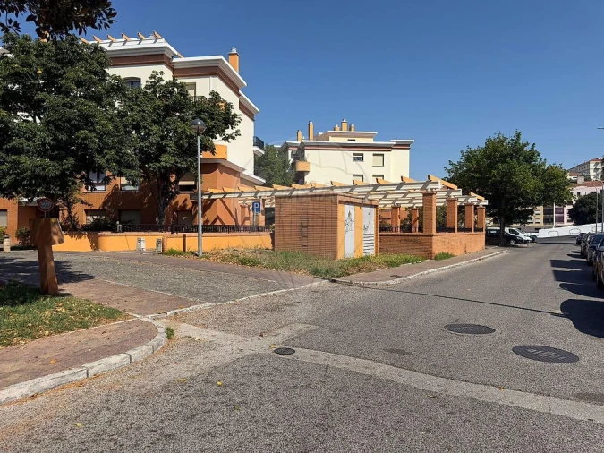 Garagem para Venda em Alverca do Ribatejo e Sobralinho Foto 5