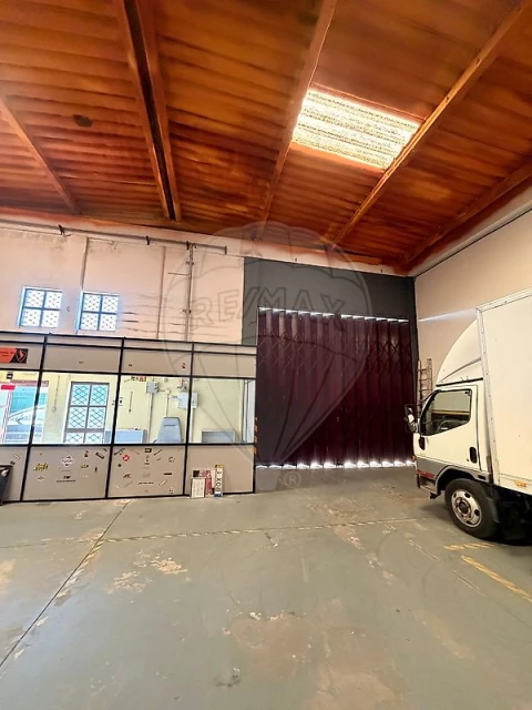 Armazém para Venda em Alhos Vedros