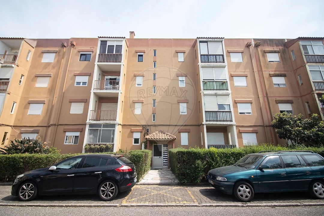 Apartamento T3 para Venda em Carregado e Cadafais Foto 21
