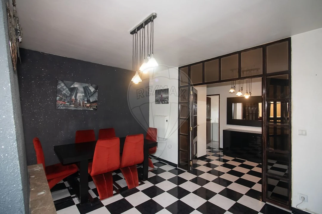 Apartamento T3 para Venda em Carregado e Cadafais Foto 24