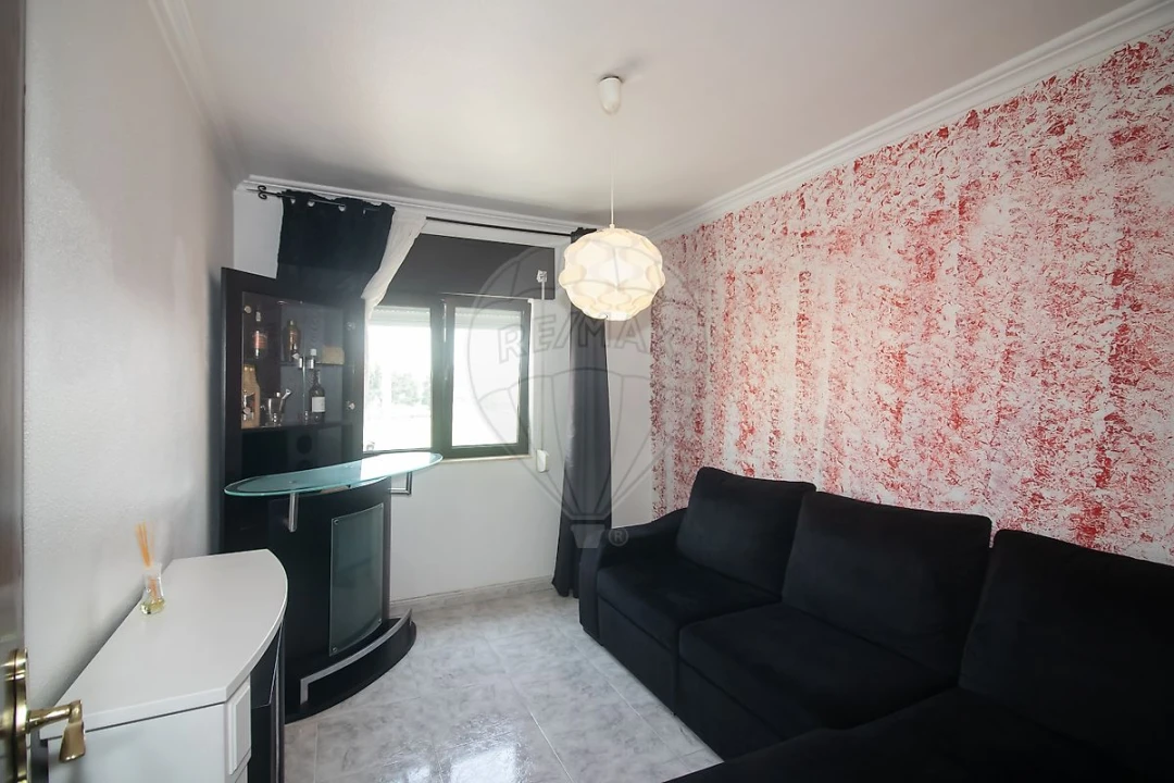 Apartamento T3 para Venda em Carregado e Cadafais Foto 8
