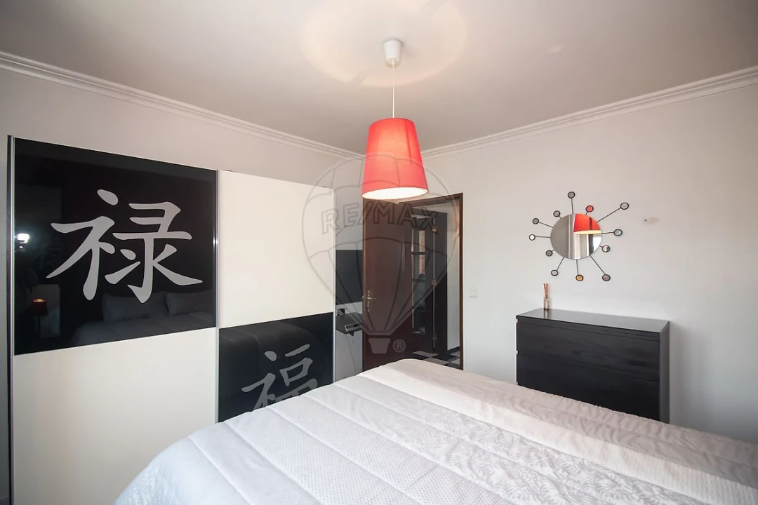 Apartamento T3 para Venda em Carregado e Cadafais Foto 12