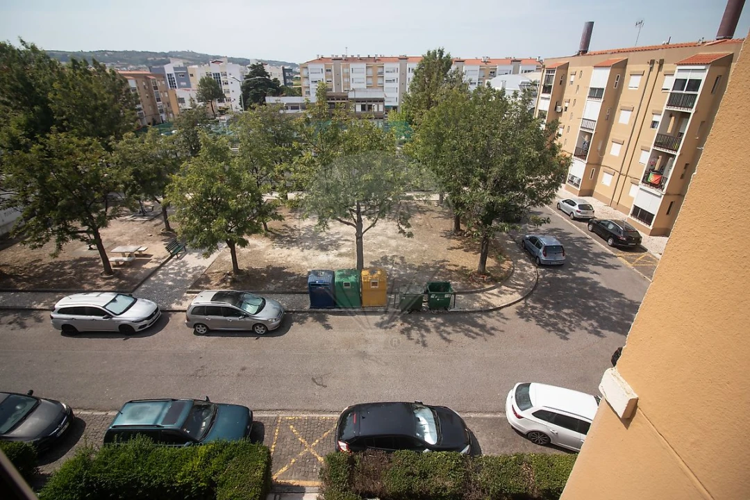 Apartamento T3 para Venda em Carregado e Cadafais Foto 29