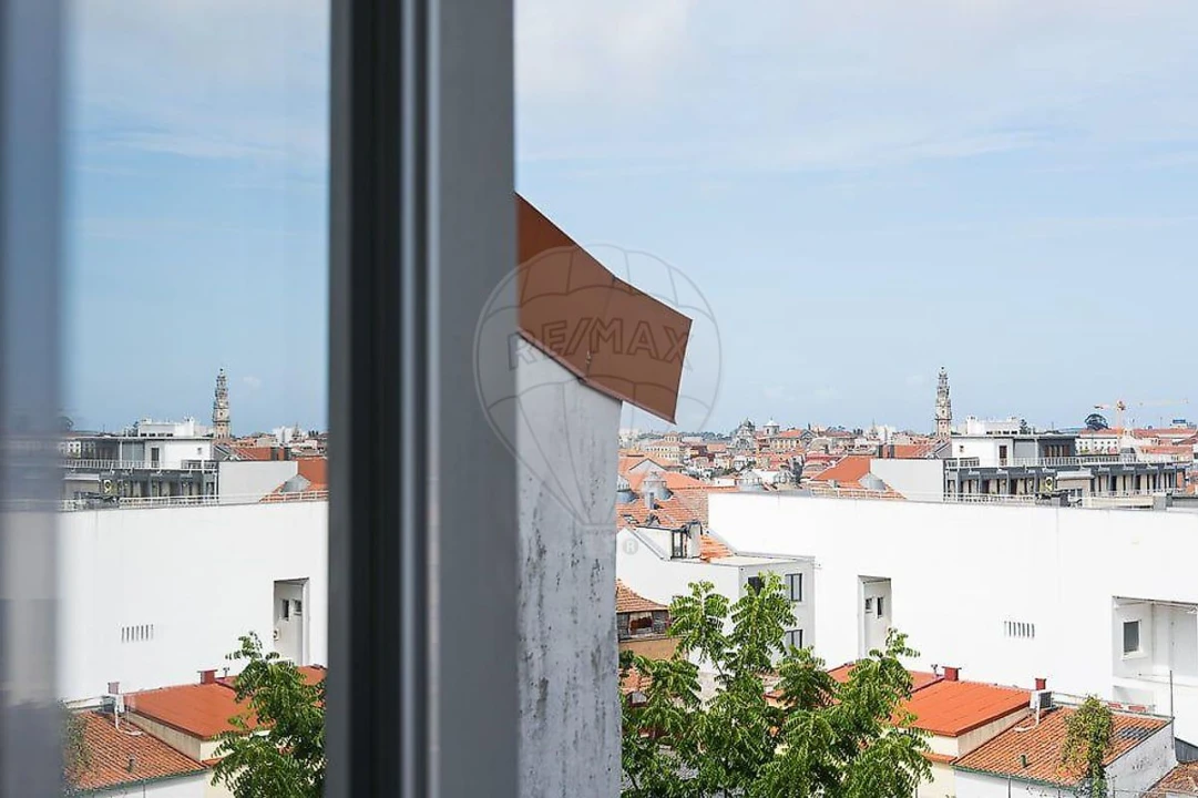 Apartamento T0 para Venda em Cedofeita, Santo Ildefonso, Sé, Miragaia, São Nicolau e Vitória Foto 2