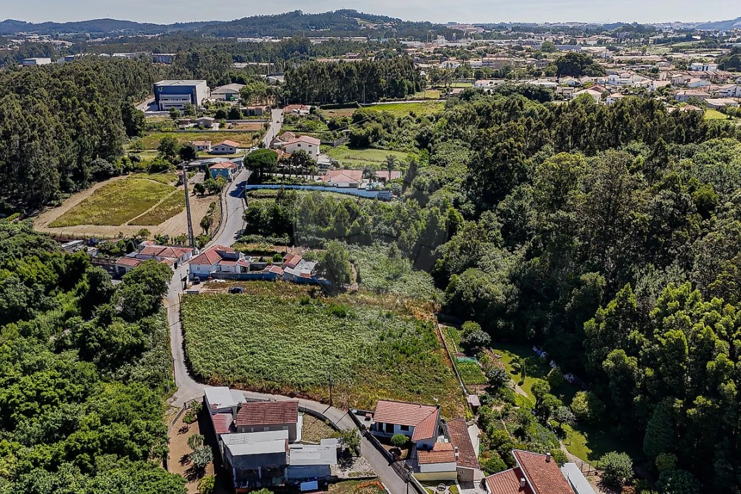 Terreno para Venda em Anta e Guetim Foto 7