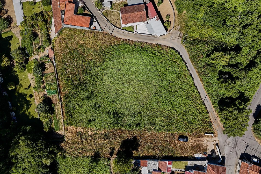 Terreno para Venda em Anta e Guetim Foto 4