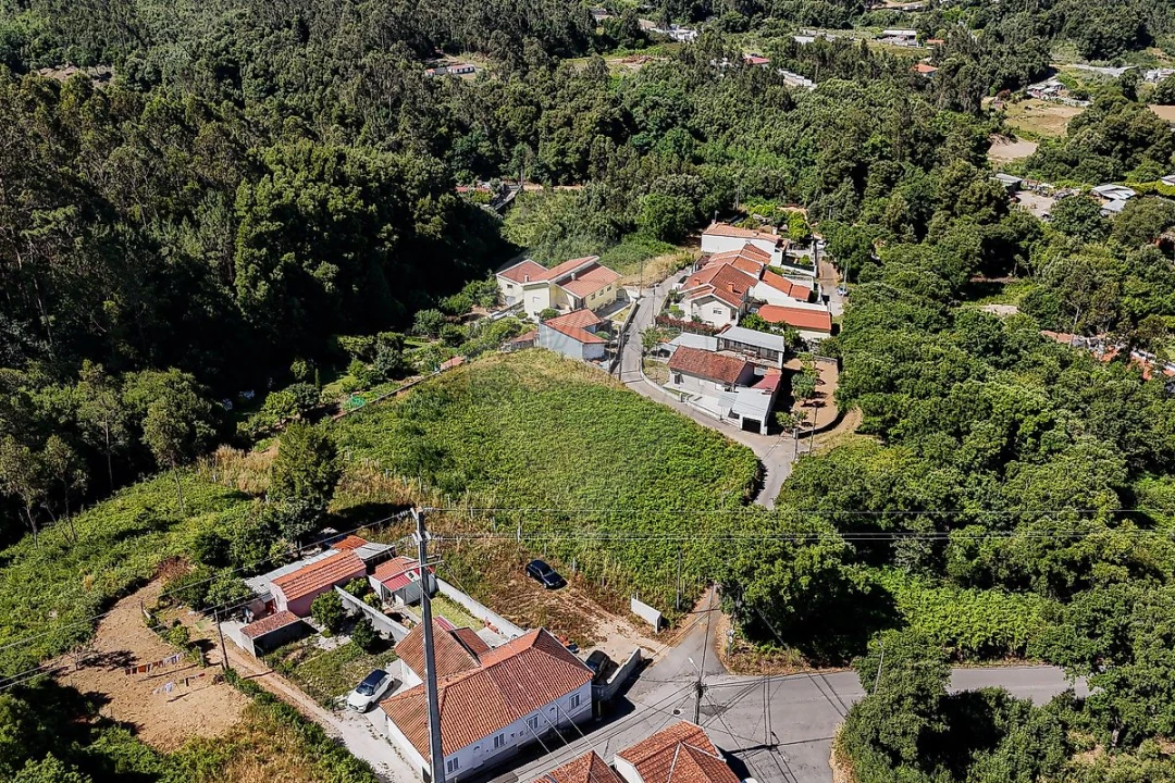 Terreno para Venda em Anta e Guetim Foto 5