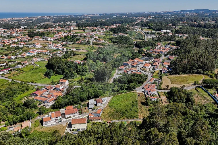 Terreno para Venda em Anta e Guetim Foto 3