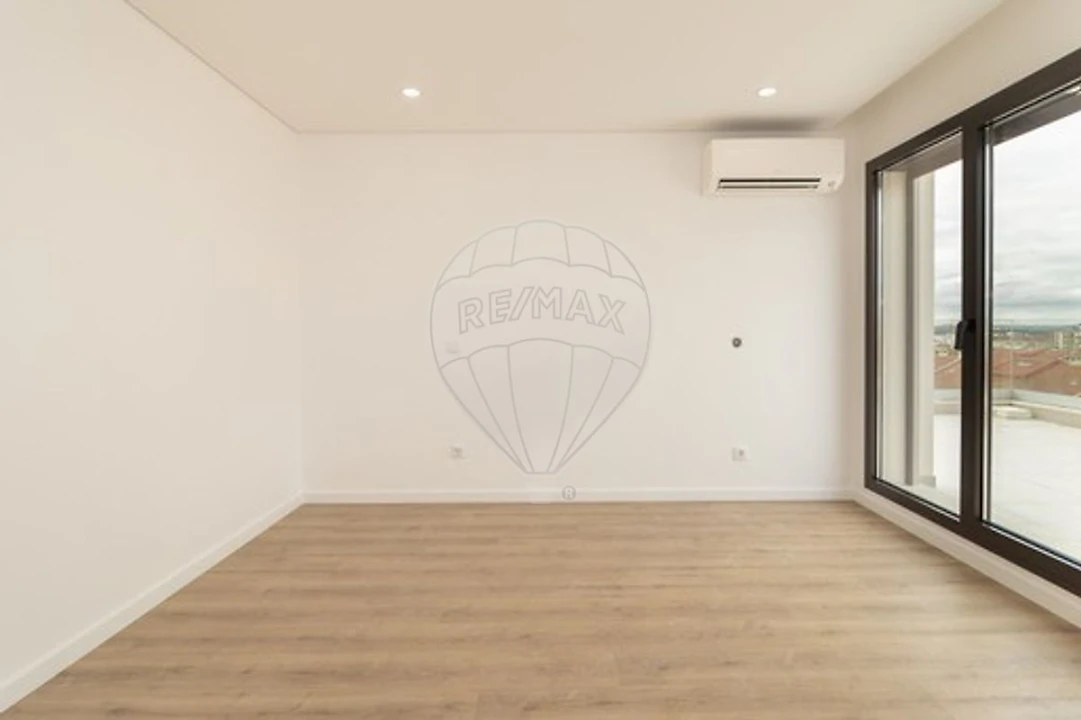 Apartamento T5 para Venda em Montijo e Afonsoeiro Foto 14