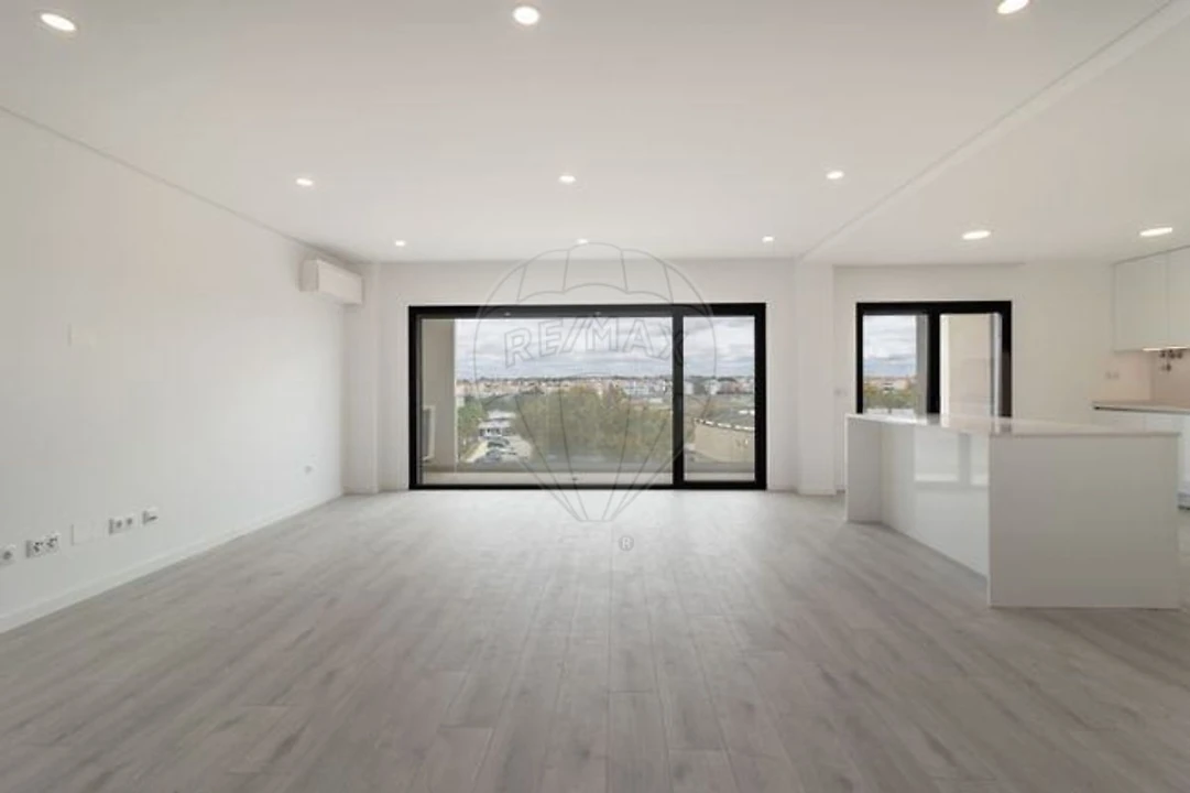 Apartamento T5 para Venda em Montijo e Afonsoeiro Foto 14