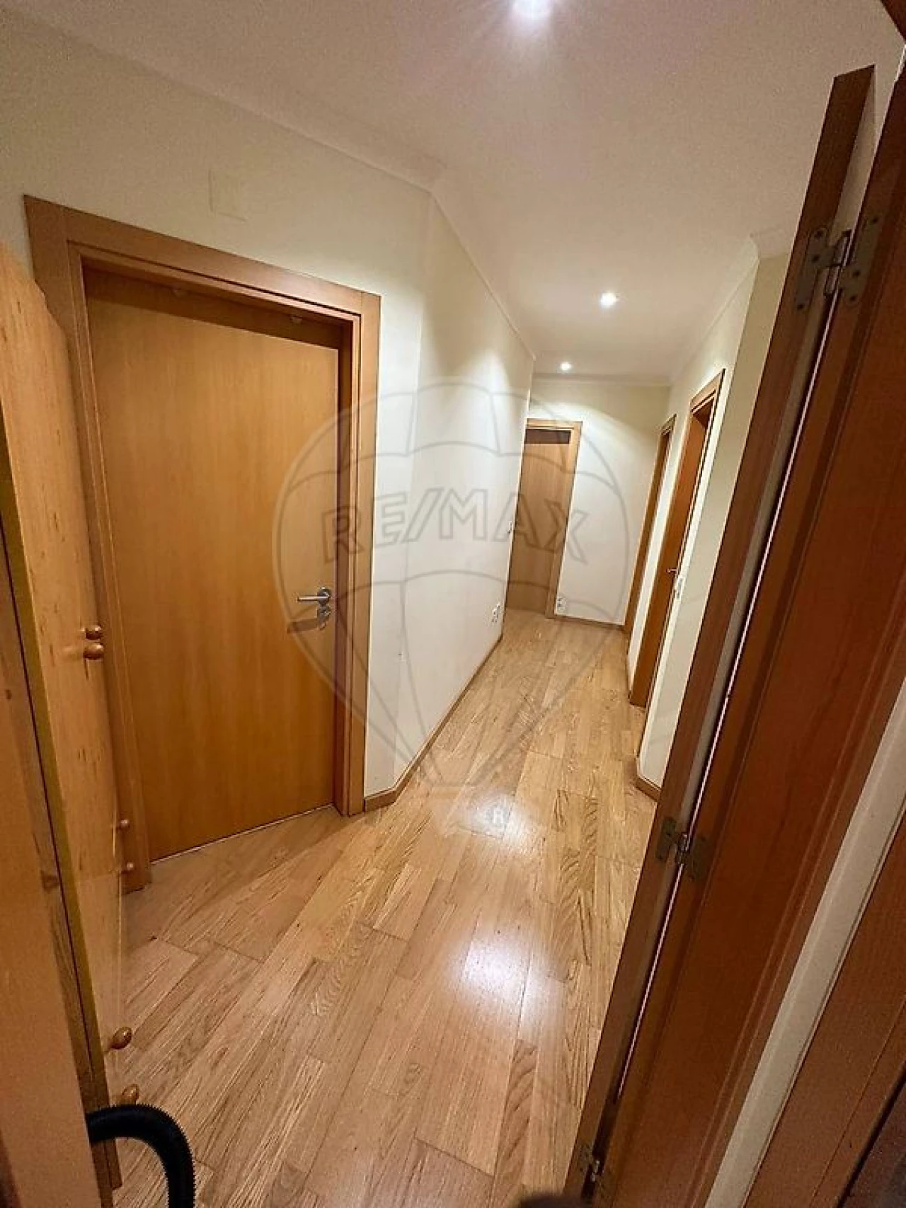 Apartamento T3 para Arrendamento em Granja do Ulmeiro Foto 12