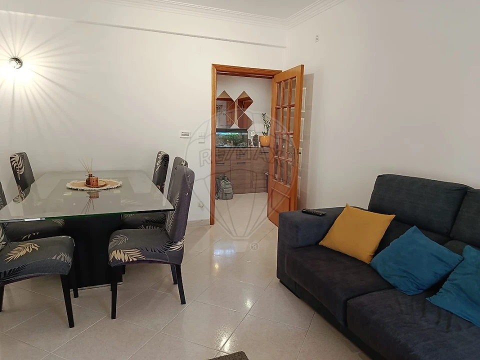 Apartamento T2 para Venda em Quinta do Conde Foto 8
