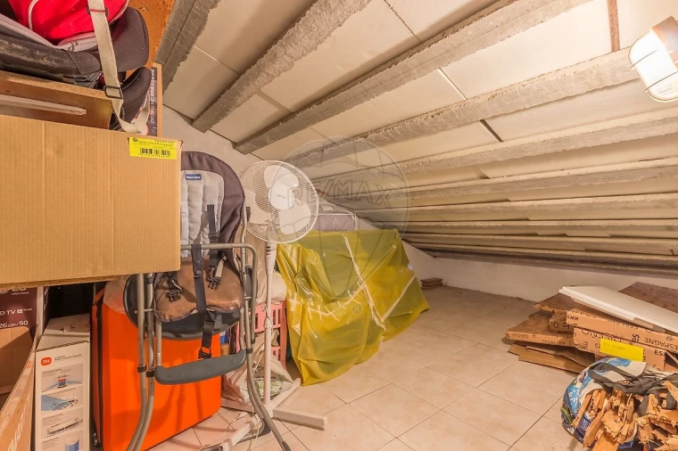 Apartamento T2 para Venda em Quinta do Conde Foto 15