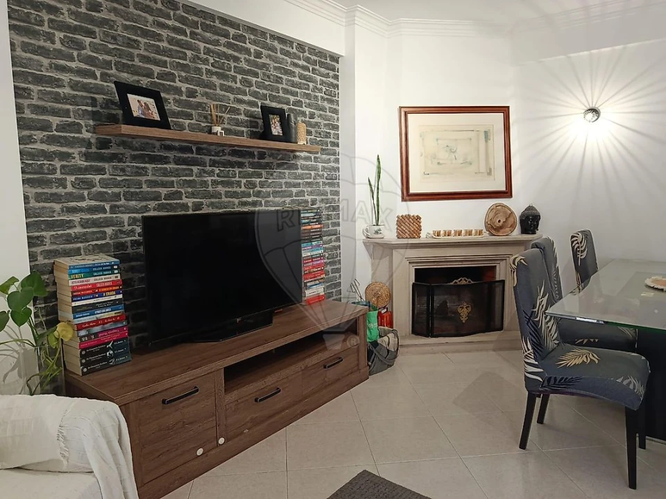 Apartamento T2 para Venda em Quinta do Conde Foto 19
