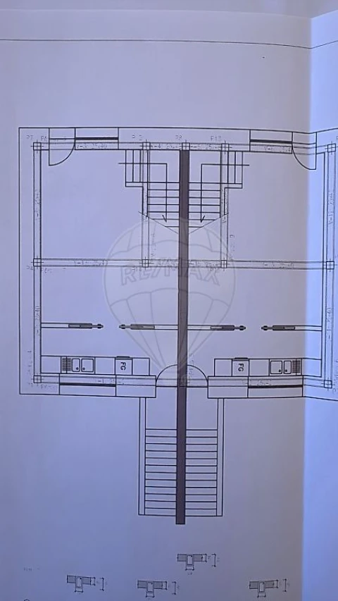 Armazém para Venda em Aguda
