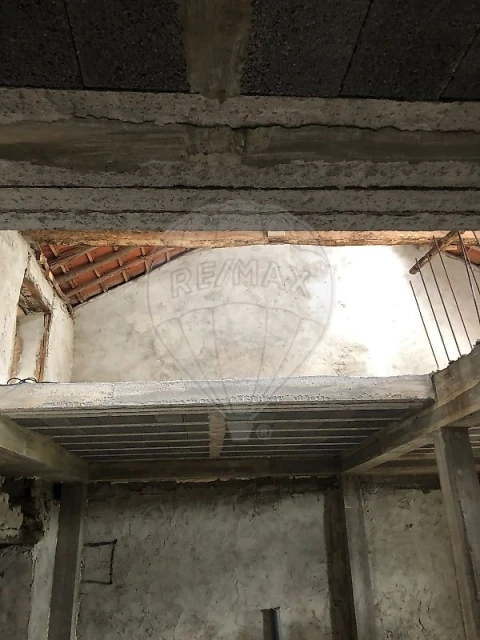 Armazém para Venda em Aguda