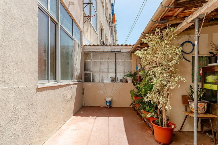 Apartamento T2 para Venda em Laranjeiro e Feijó Foto 14