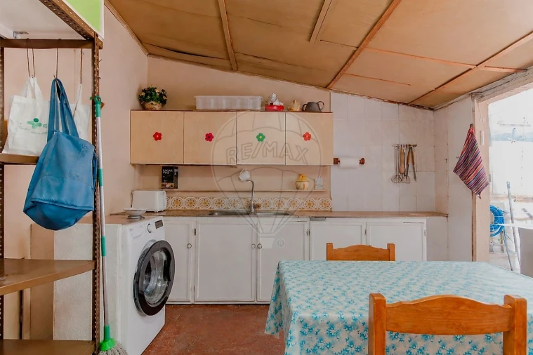 Apartamento T2 para Venda em Laranjeiro e Feijó Foto 12