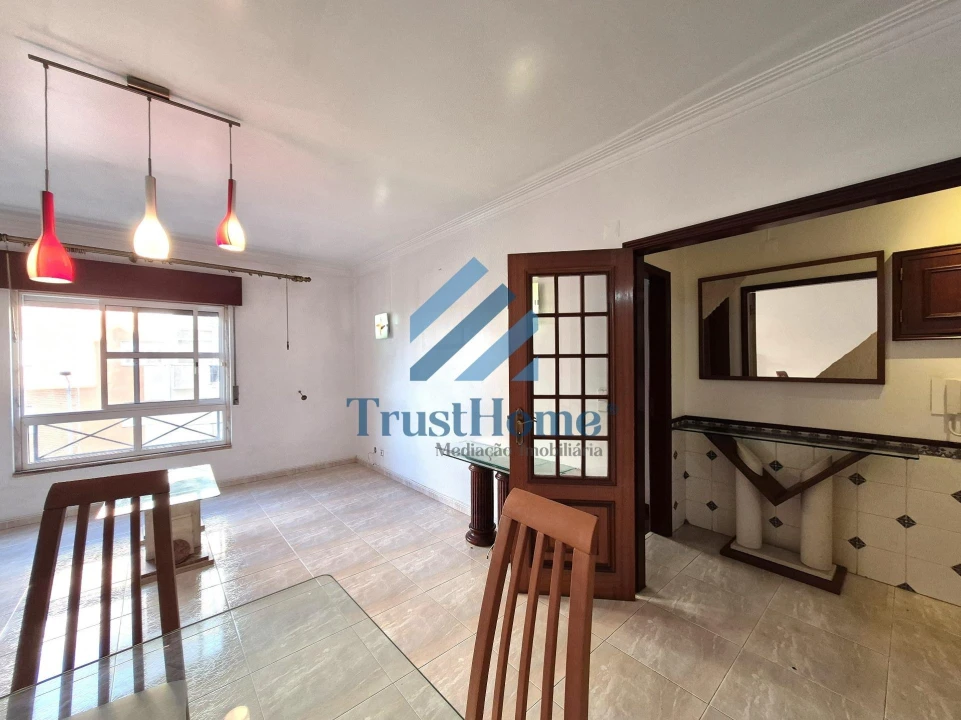 Apartamento para Venda em Agualva e Mira-Sintra Foto 3