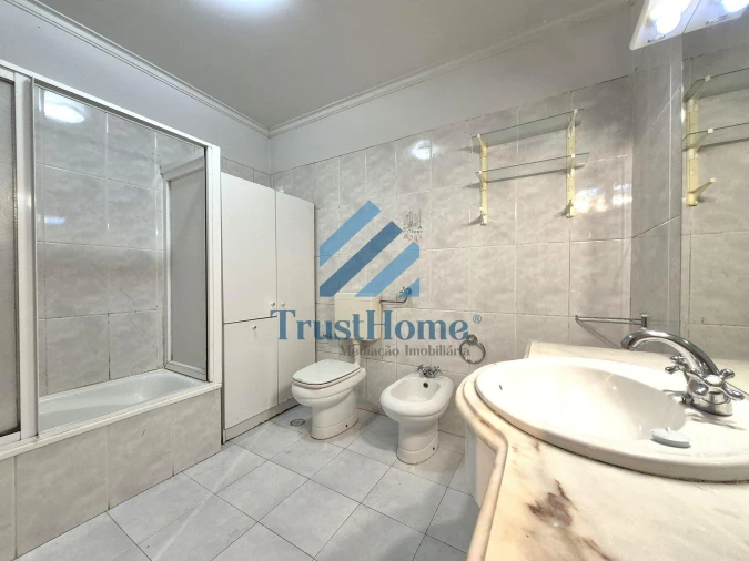 Apartamento para Venda em Agualva e Mira-Sintra Foto 18
