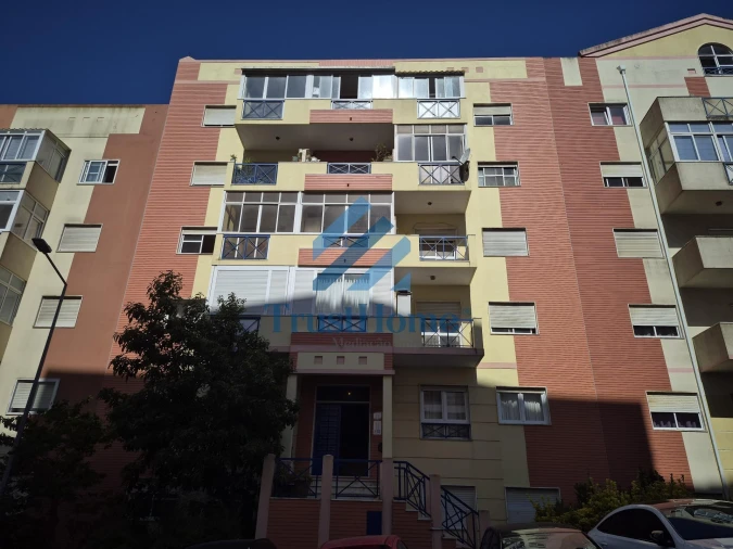 Apartamento para Venda em Agualva e Mira-Sintra Foto 29