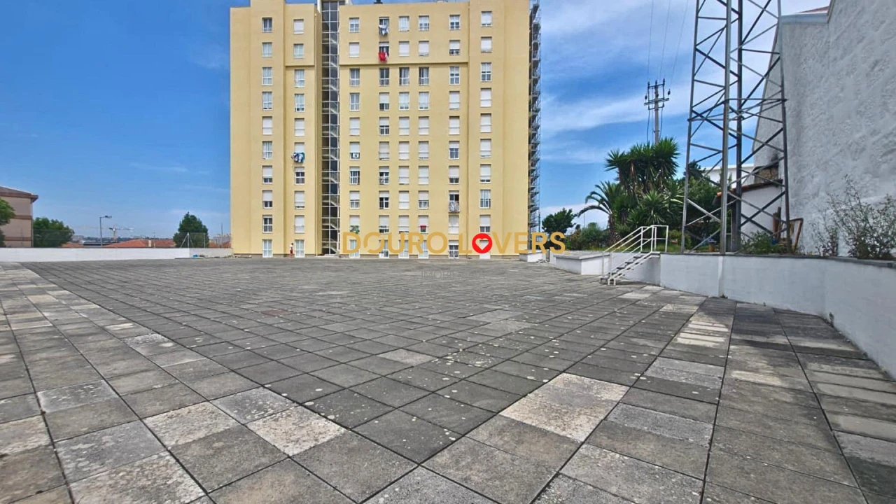 Apartamento T2 para Venda em Rio Tinto Foto 35