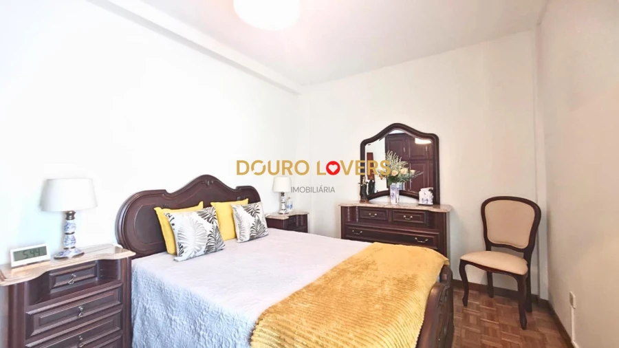 Apartamento T2 para Venda em Rio Tinto Foto 24