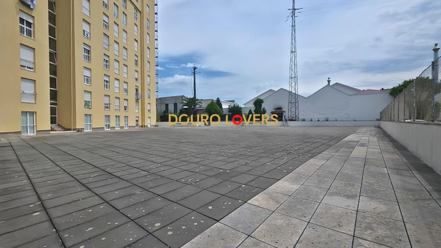 Apartamento T2 para Venda em Rio Tinto Foto 36