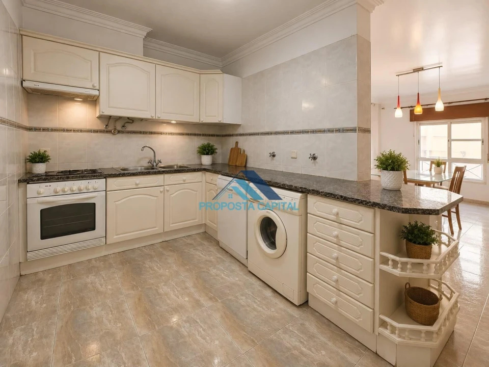 Apartamento T2 para Venda em Agualva e Mira-Sintra Foto 7
