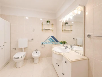 Apartamento T2 para Venda em Agualva e Mira-Sintra
