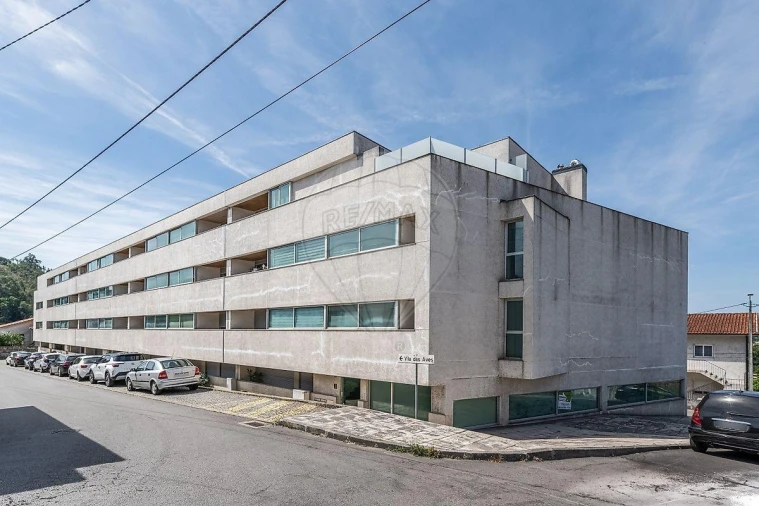 Apartamento T3 para Venda em Riba de Ave Foto 32