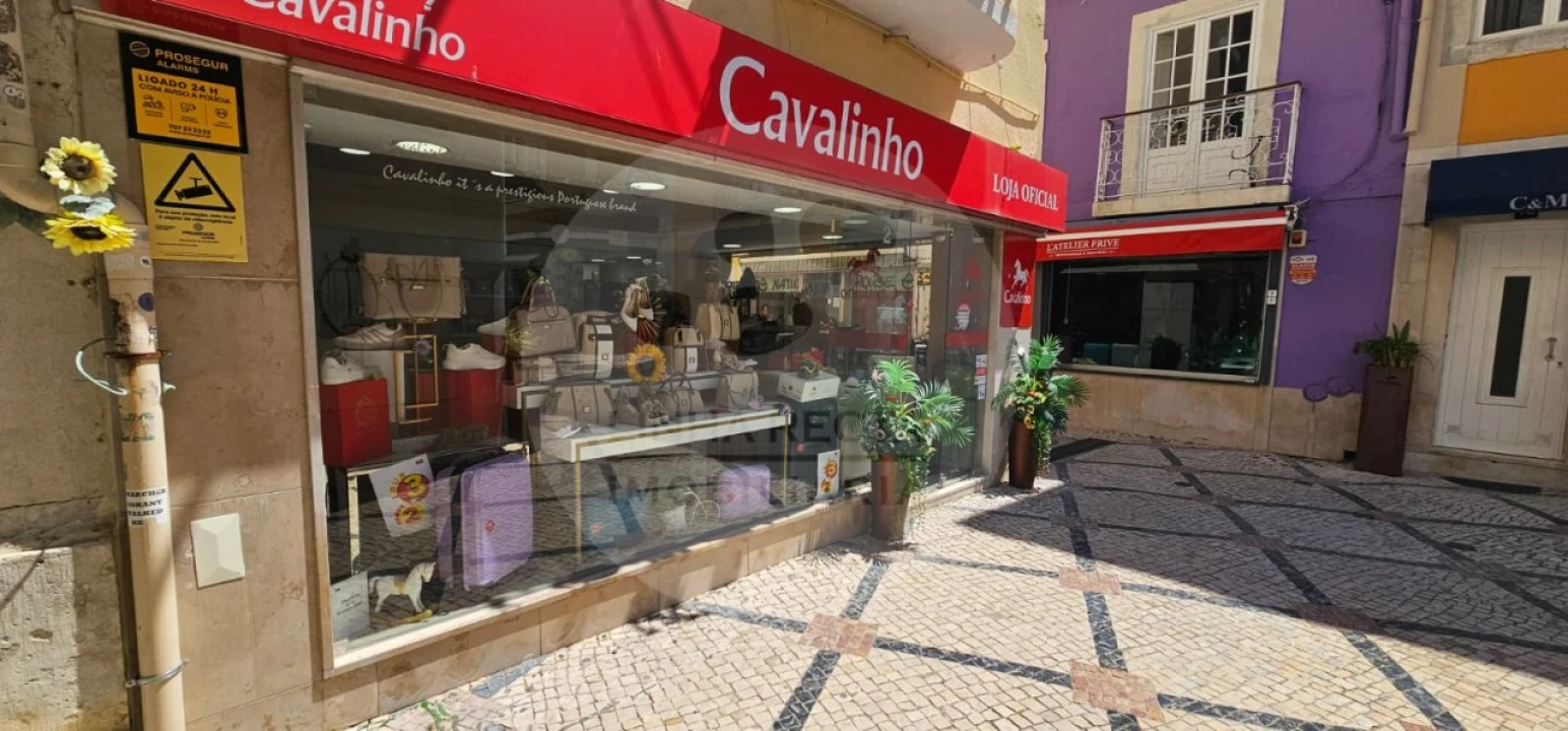 Loja para Cedência de Quotas em União das Freguesias de Setúbal Foto 1